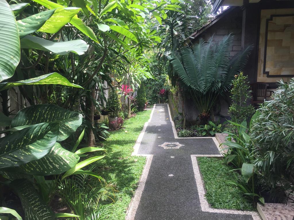 Pancer House Hotel Ubud  Bagian luar foto