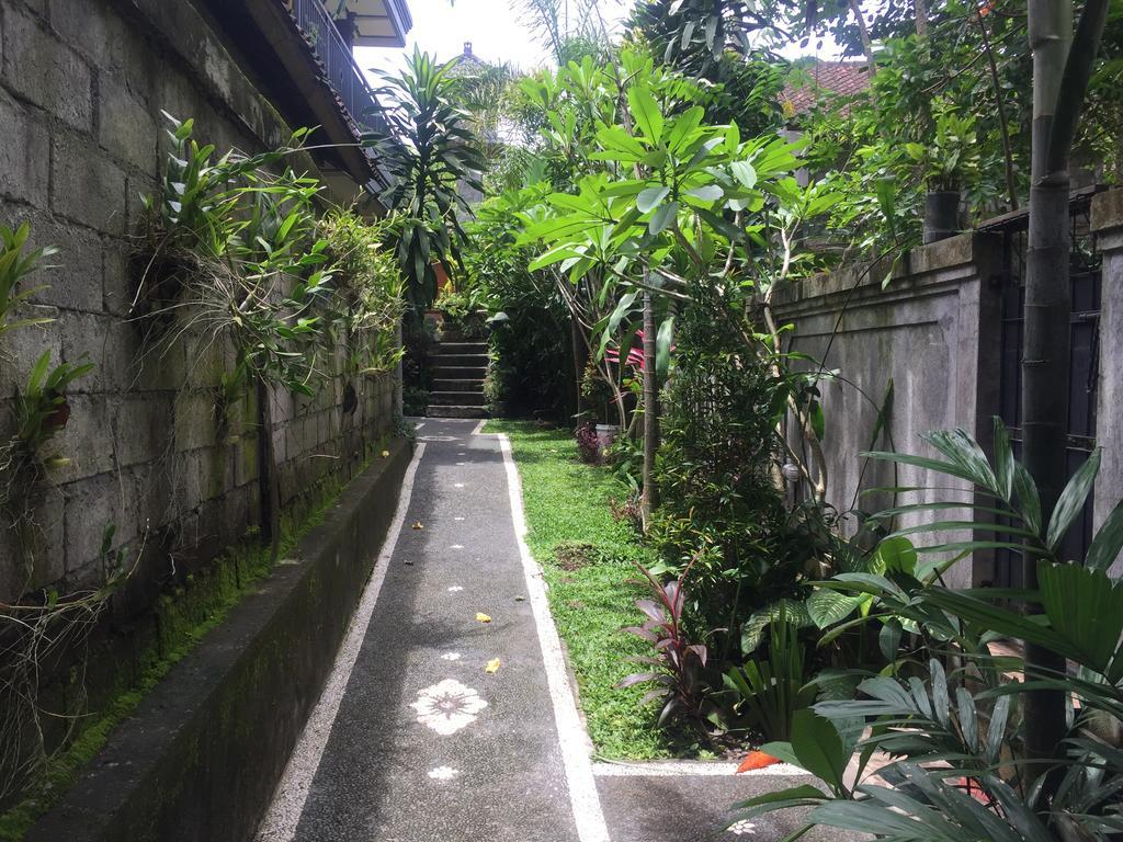 Pancer House Hotel Ubud  Bagian luar foto
